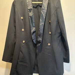 Elegant Double-Breasted Blazer in Navy